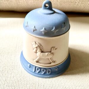 1990 Goebel Hummel Second Edition Ceramic Bell Christmas Series